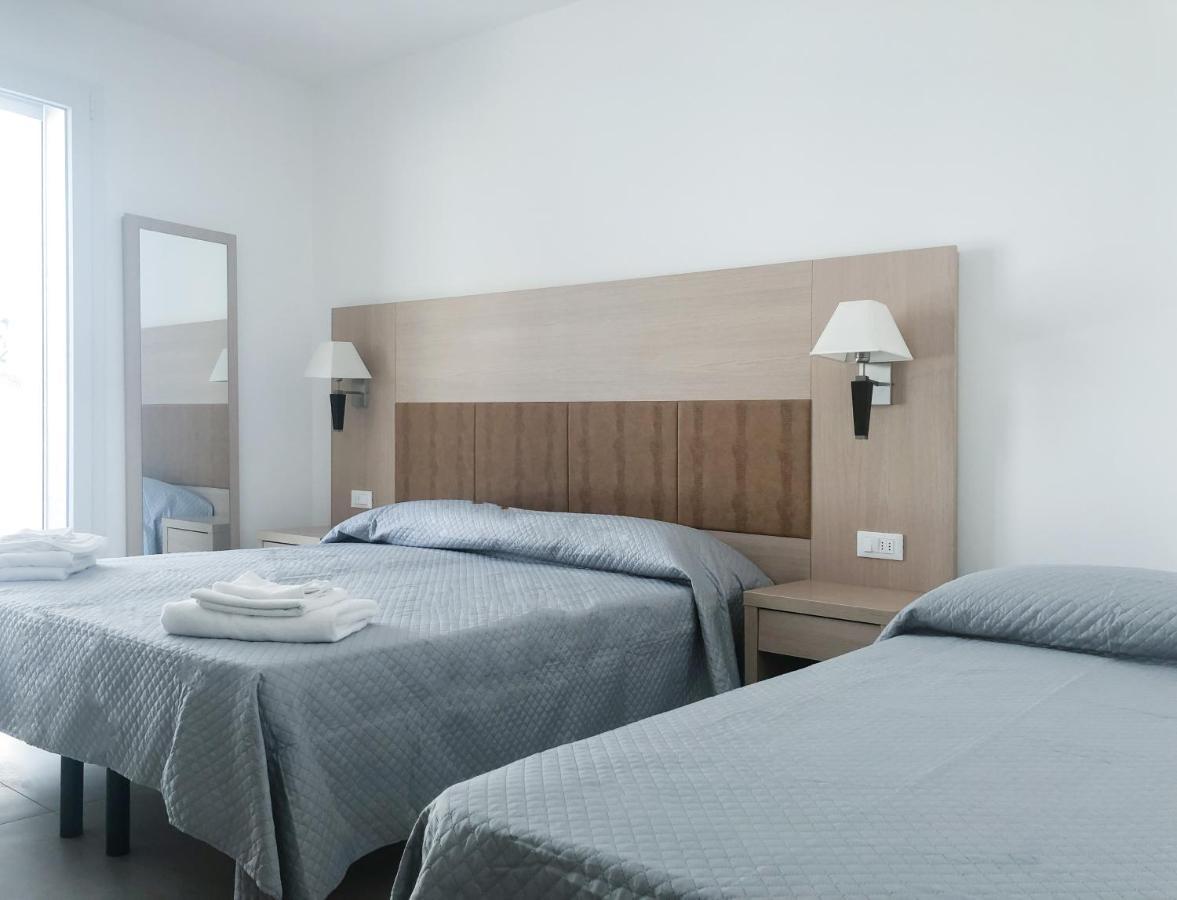 Appartamenti Sunrise Cattolica Exterior foto