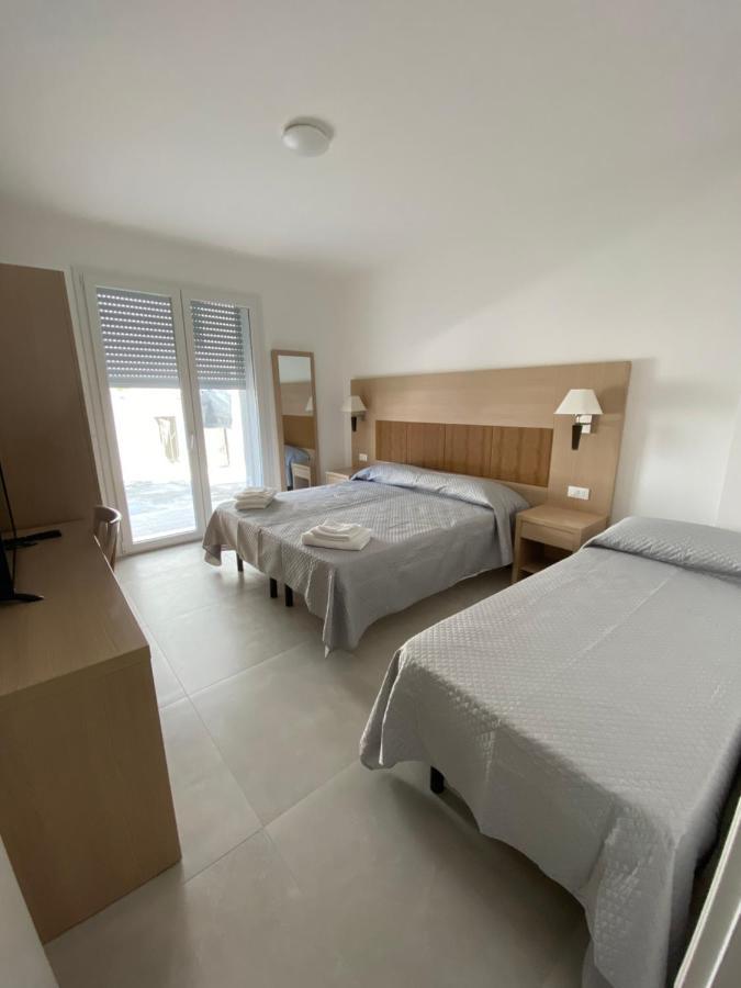 Appartamenti Sunrise Cattolica Exterior foto